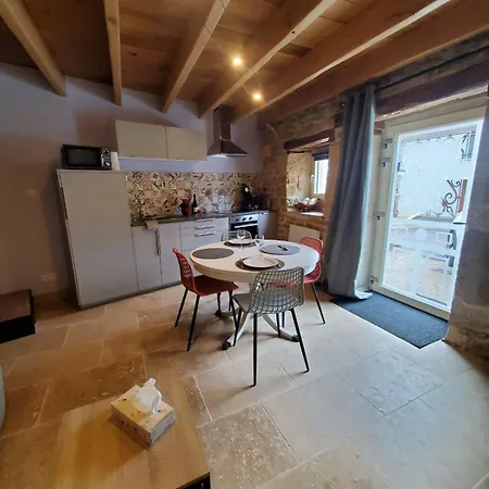 Chez Emile La Suite, Maison 2 Chambres A La Campagne Humes-Jorquenay Exterior photo